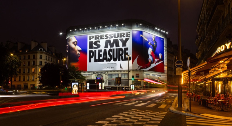 Toile événementielle Nike x Mbappé